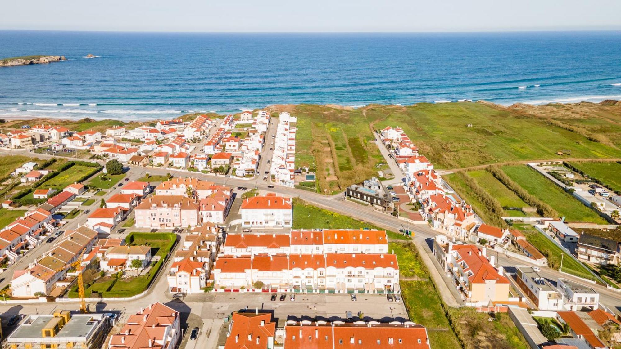 フェレル Baleal Happiness Surf Houseヴィラ エクステリア 写真